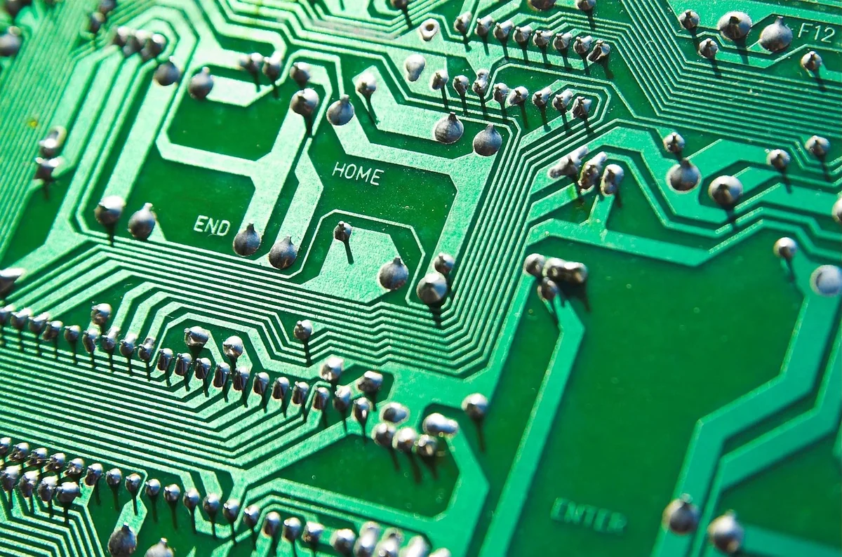 Connexion et premiers pas : les erreurs qui bloquent tout